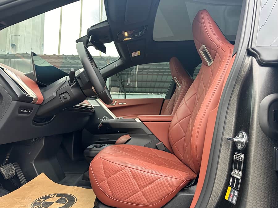 BMW iX M60 2023 car image #6