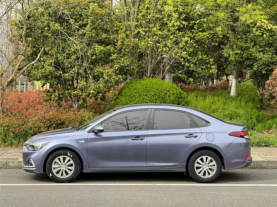 Hyundai Mistra 2016 car image #6