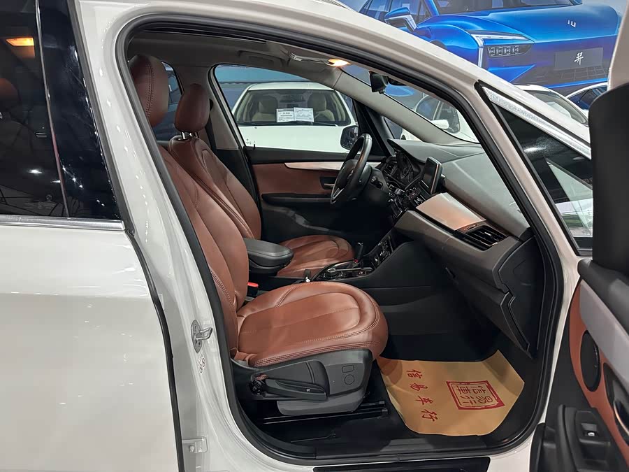 BMW 2 Series Gran Tourer 2017 car image #6