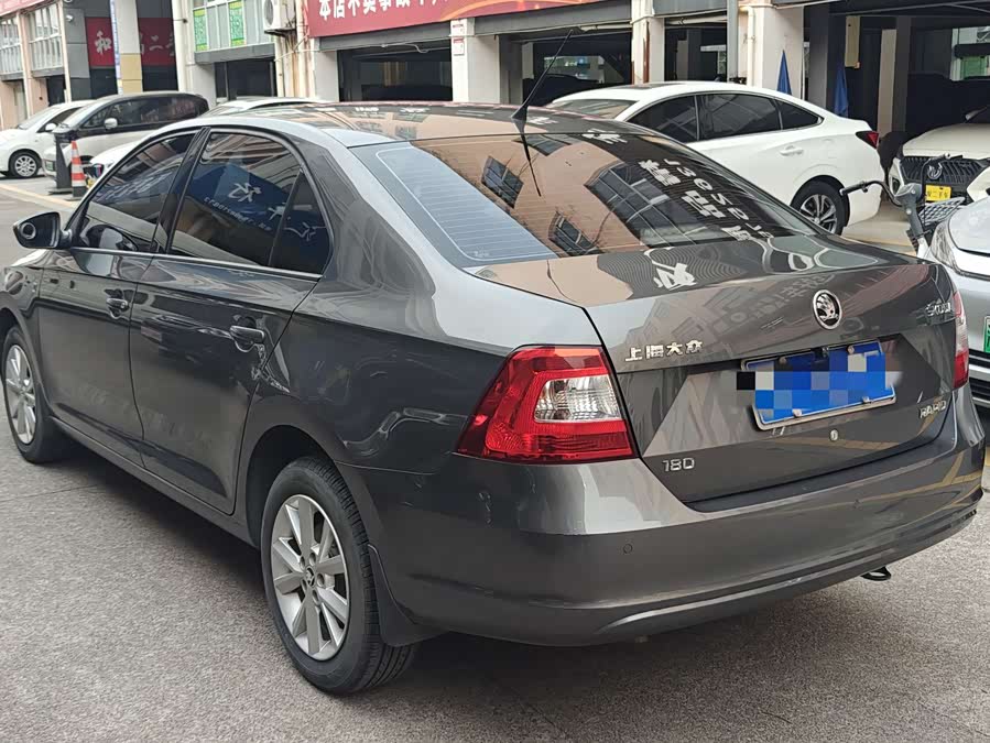 Skoda Rapid 2016 #6 Skoda Rapid 2016 car image #6