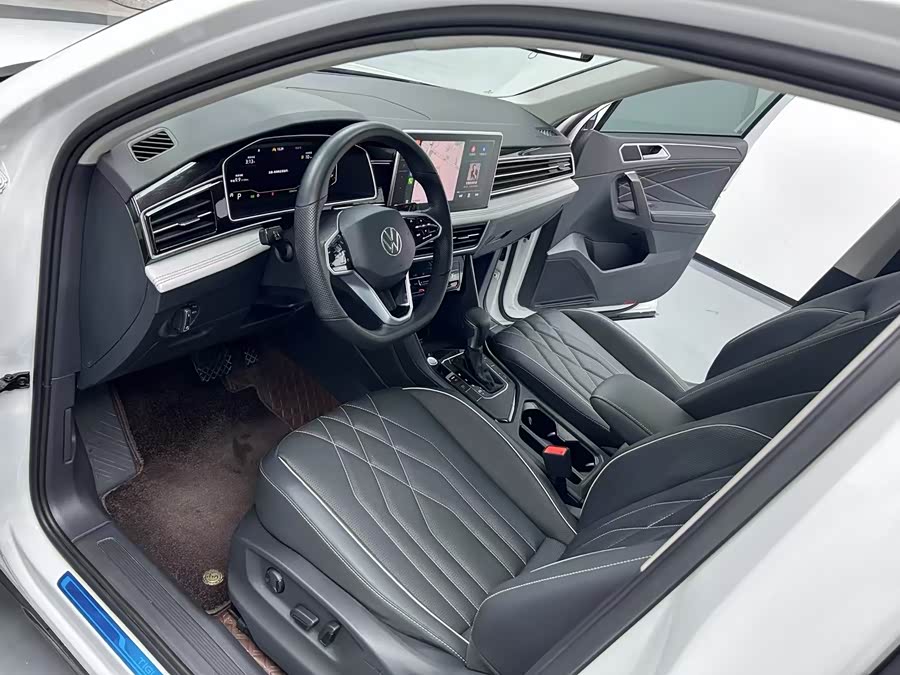 Volkswagen Tiguan L 2024 #6 Volkswagen Tiguan L 2024 car image #6
