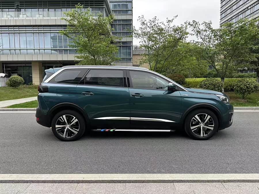 Peugeot 5008 2018 car image #6