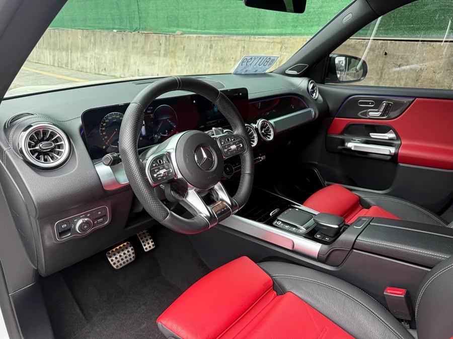 Mercedes-Benz GLB AMG 2023 immagine di auto #6