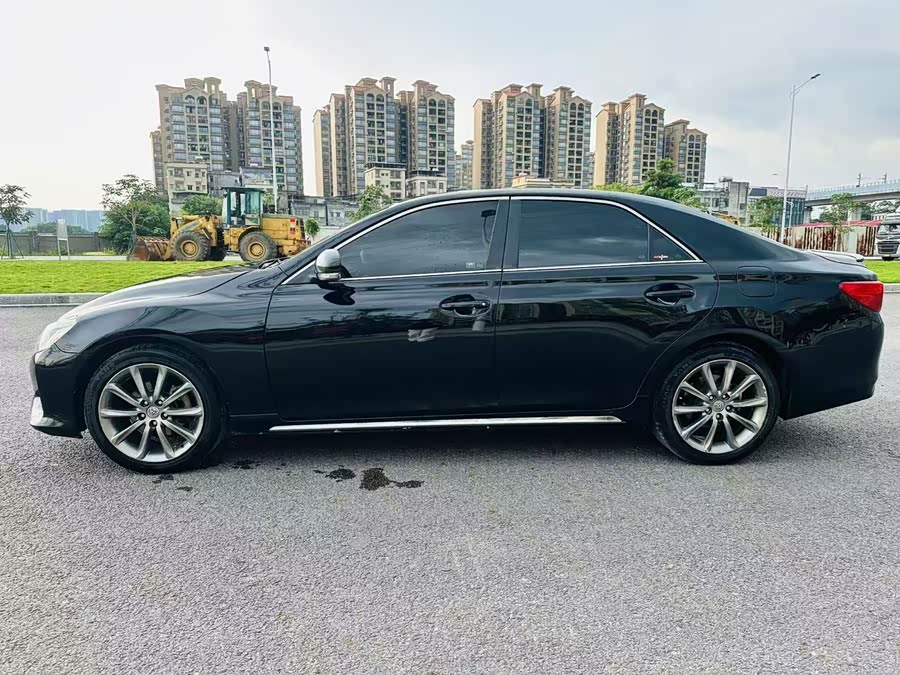 Toyota Reiz 2013 immagine di auto #6