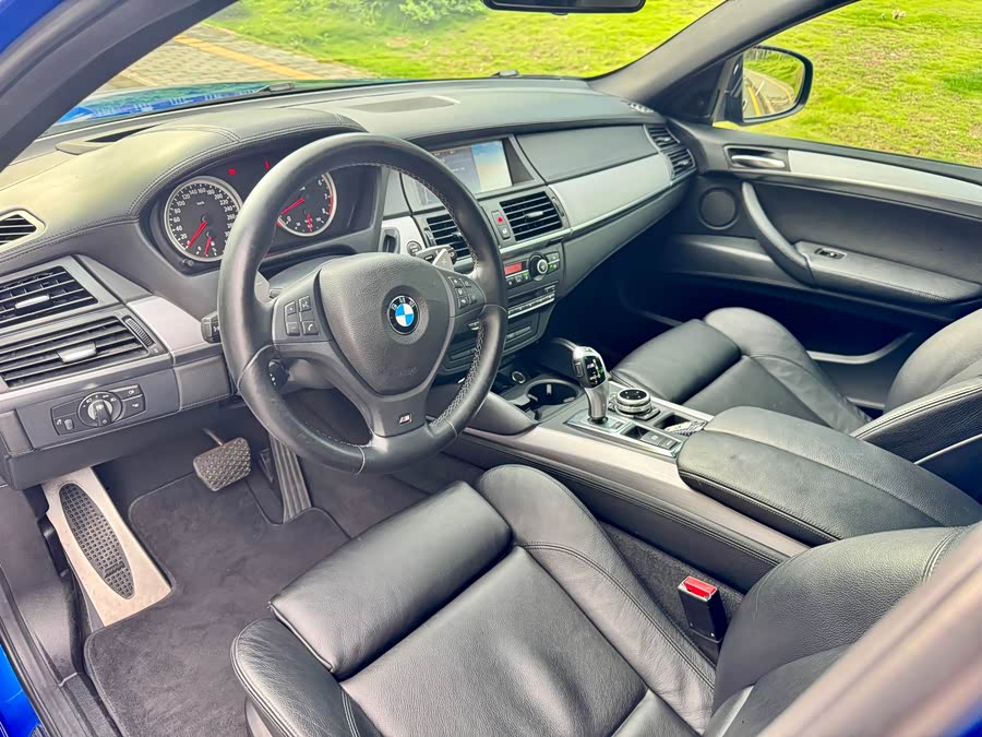 BMW X6 M 2013 #6 BMW X6 M 2013 car image #6