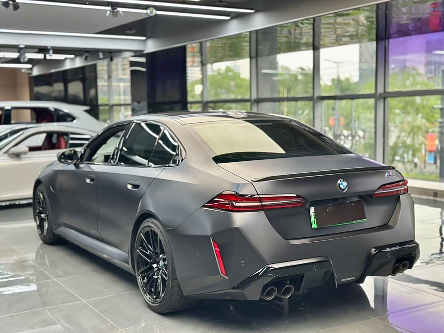 BMW M5 New Energy 2025 car image #6