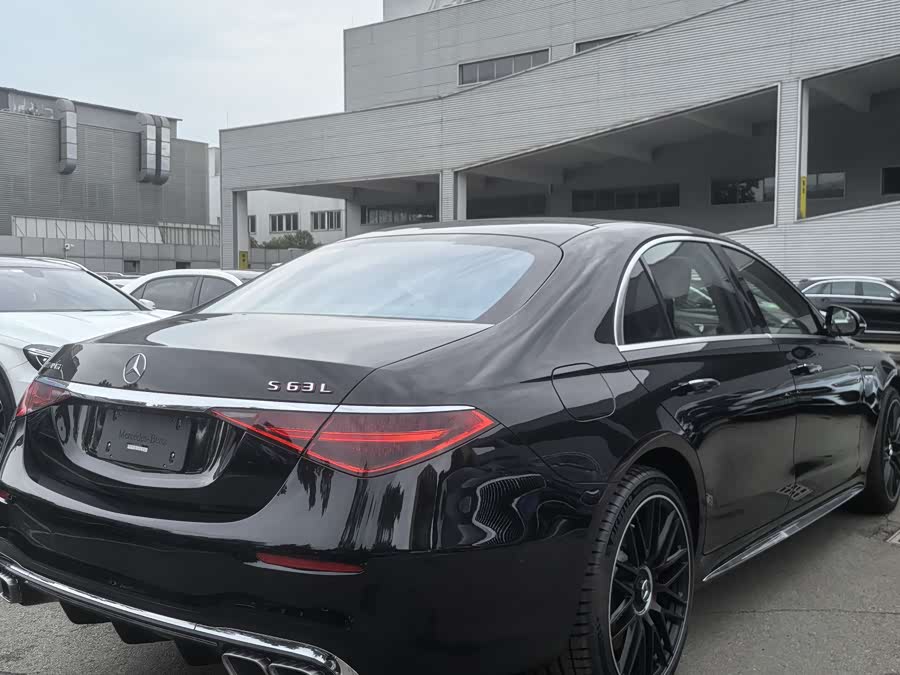 Mercedes-Benz S AMG New Energy صورة سيارة #6