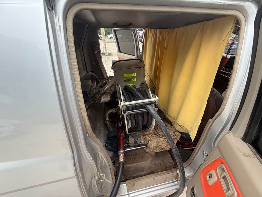 日产 日产ZN厢式车 2013 汽车图片 #6