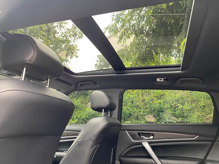 Honda UR-V 2022 car image #6