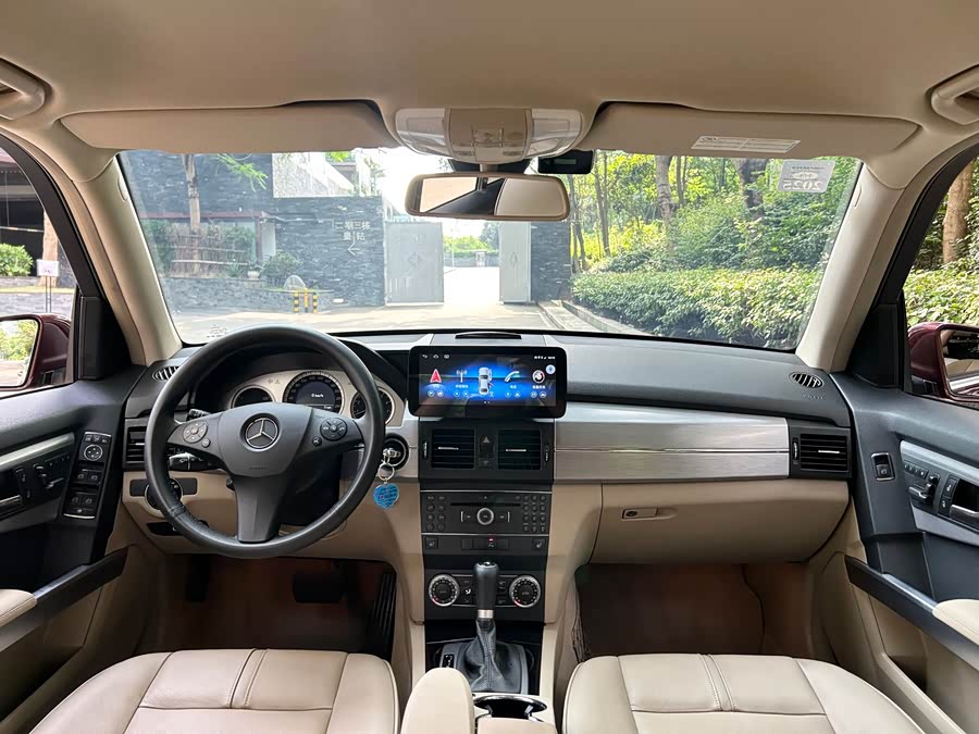 Mercedes-Benz GLK Class (Imported) 2010 car image #6