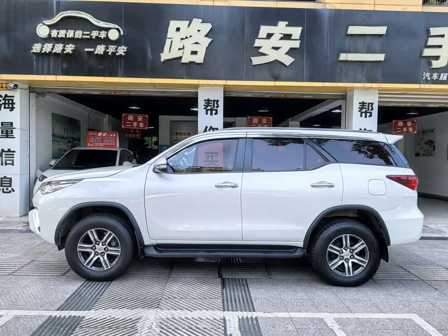 Toyota Fortuner 2017 #6 Toyota Fortuner 2017 immagine di auto #6