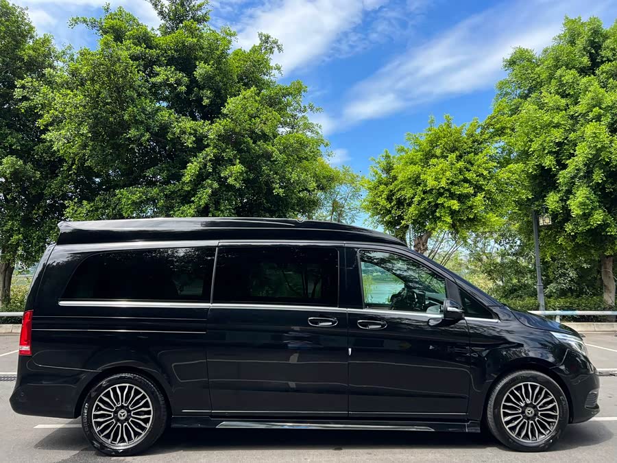 Mercedes-Benz V Class 2020 car image #6