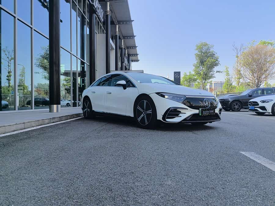 Mercedes-Benz EQS Class 2023 car image #6