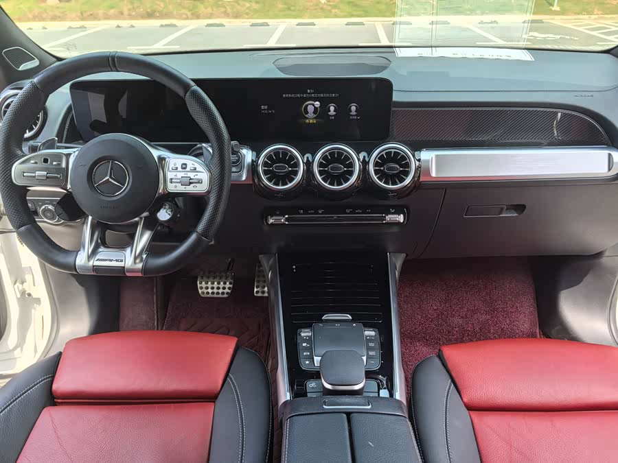 Mercedes-Benz GLB AMG 2023 immagine di auto #6