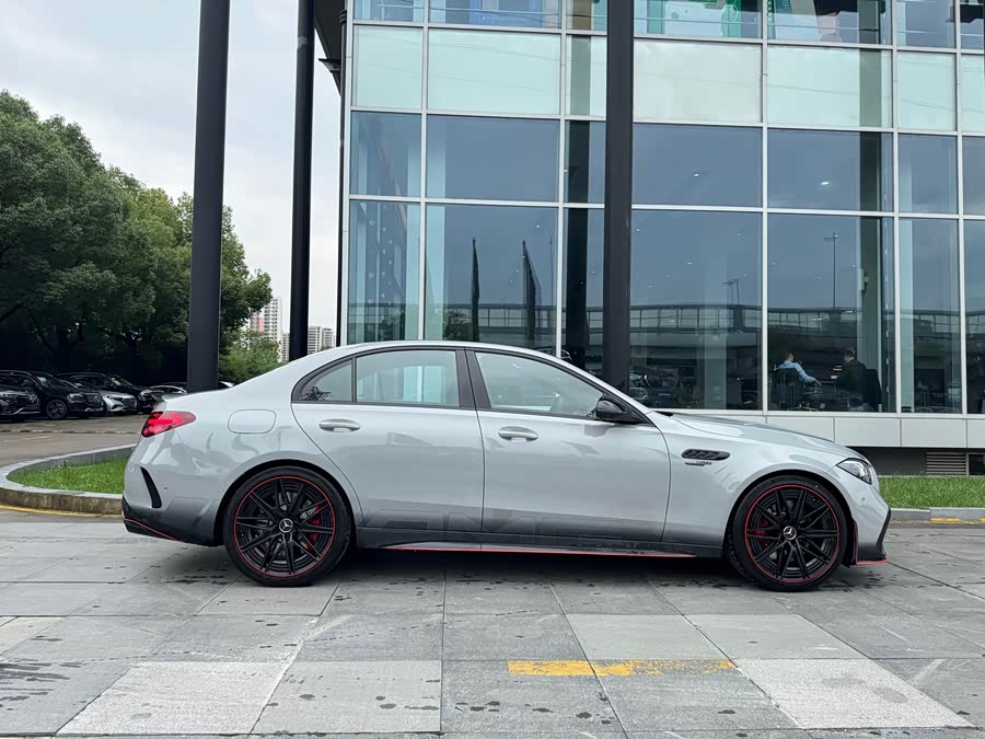 Mercedes-Benz C AMG New Energy 2024 изображение автомобиля #6