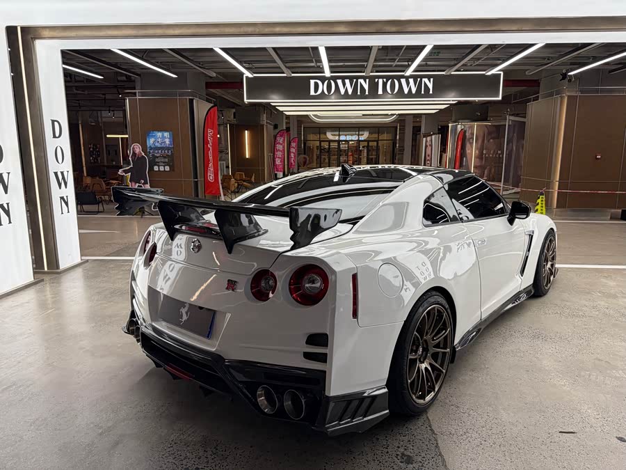 日产 日产GT-R 2010 汽车图片 #6