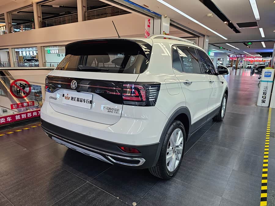 Volkswagen T-Cross 2020 #6 Volkswagen T-Cross 2020 immagine di auto #6