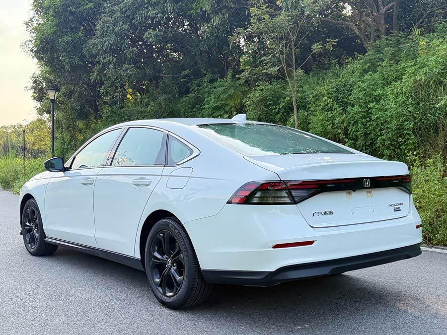 BYD F3R 2025 car image #6