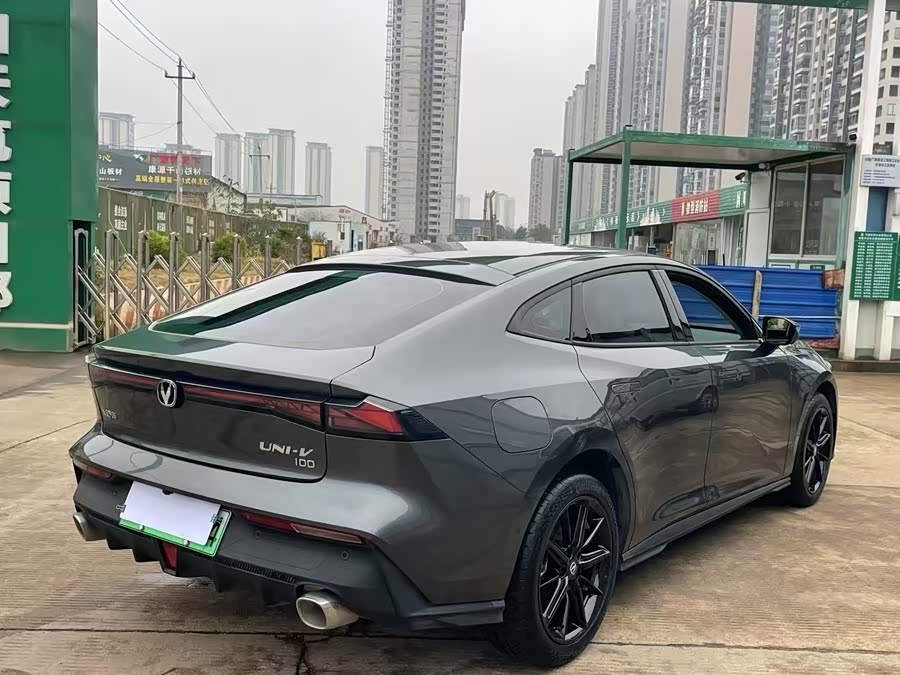 Changan UNI-V iDD 2023 #6 Changan UNI-V iDD 2023 صورة سيارة #6