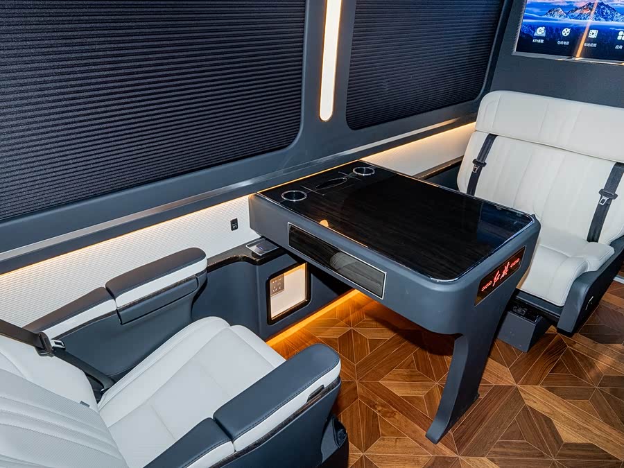 HongQi GuoYue #6 HongQi GuoYue صورة سيارة #6