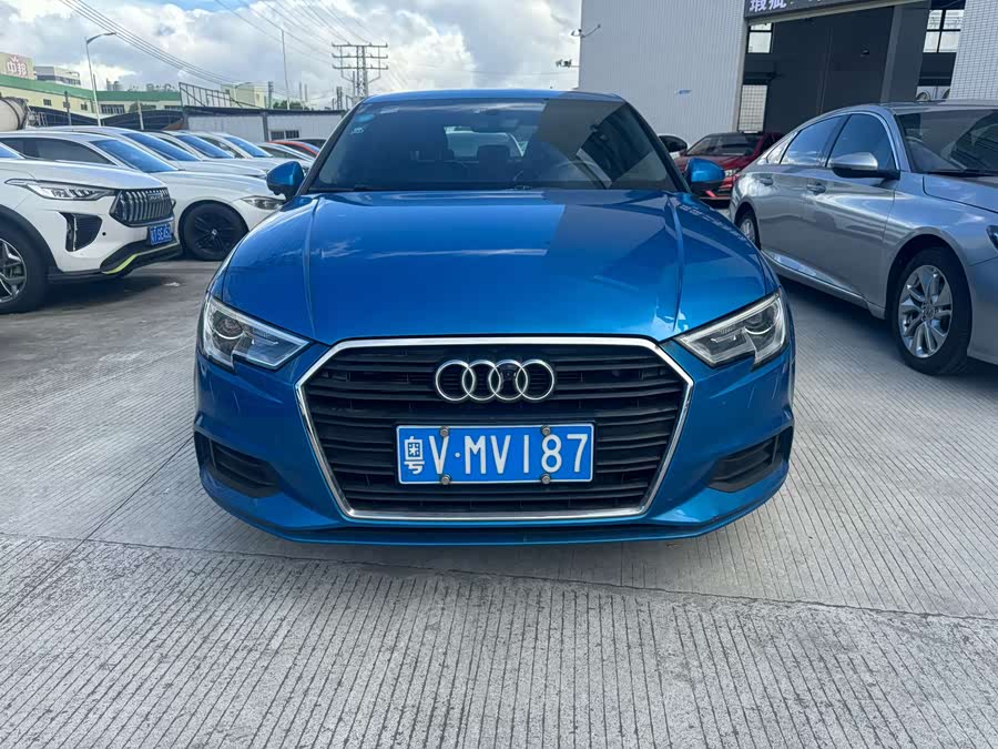 Audi A3 2018 car image #6