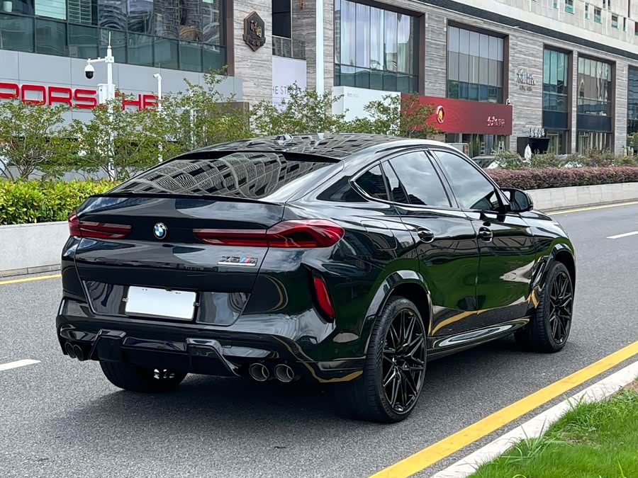 BMW X6 M 2024 car image #6