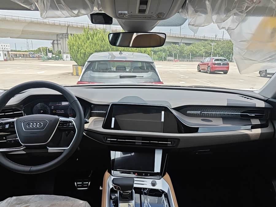 Audi Q6 изображение автомобиля #6