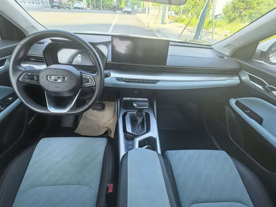 GEELY Emgrand L 2021 immagine di auto #6