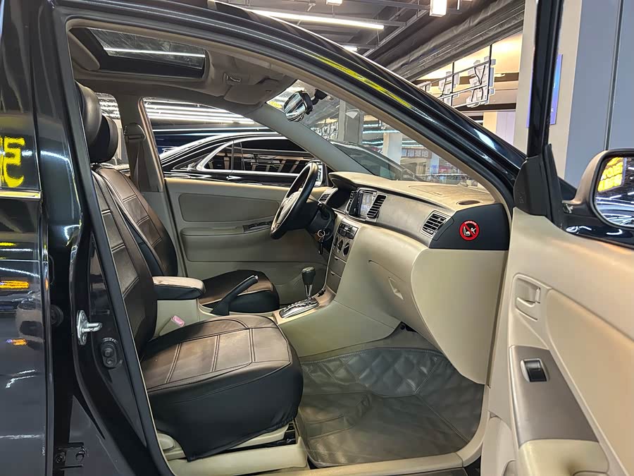 Toyota Corolla (Classic) 2013 immagine di auto #6