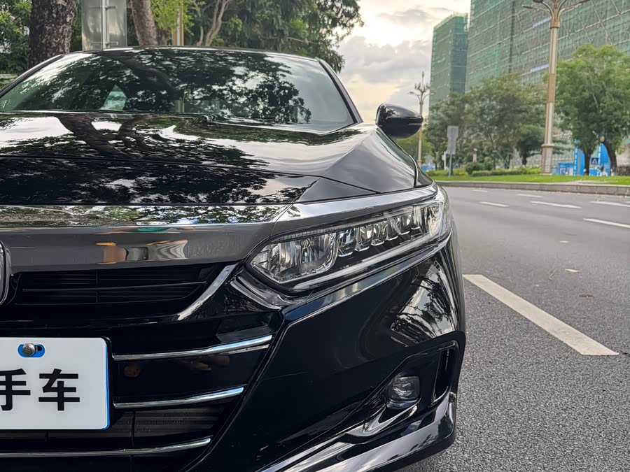 BYD F3R 2022 car image #6