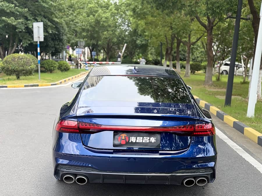 Audi S7 2021 car image #6