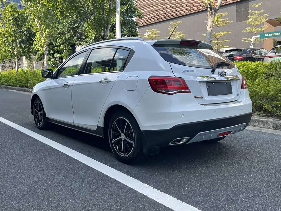 GEELY Emgrand 2015 car image #6