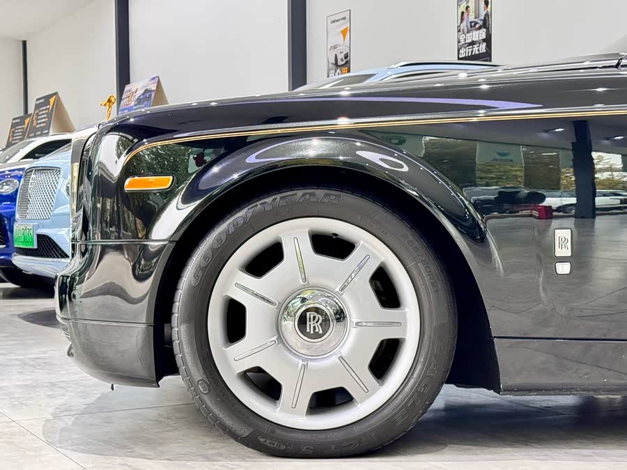 劳斯莱斯 幻影 2011 #6 劳斯莱斯 幻影 2011 汽车图片 #6