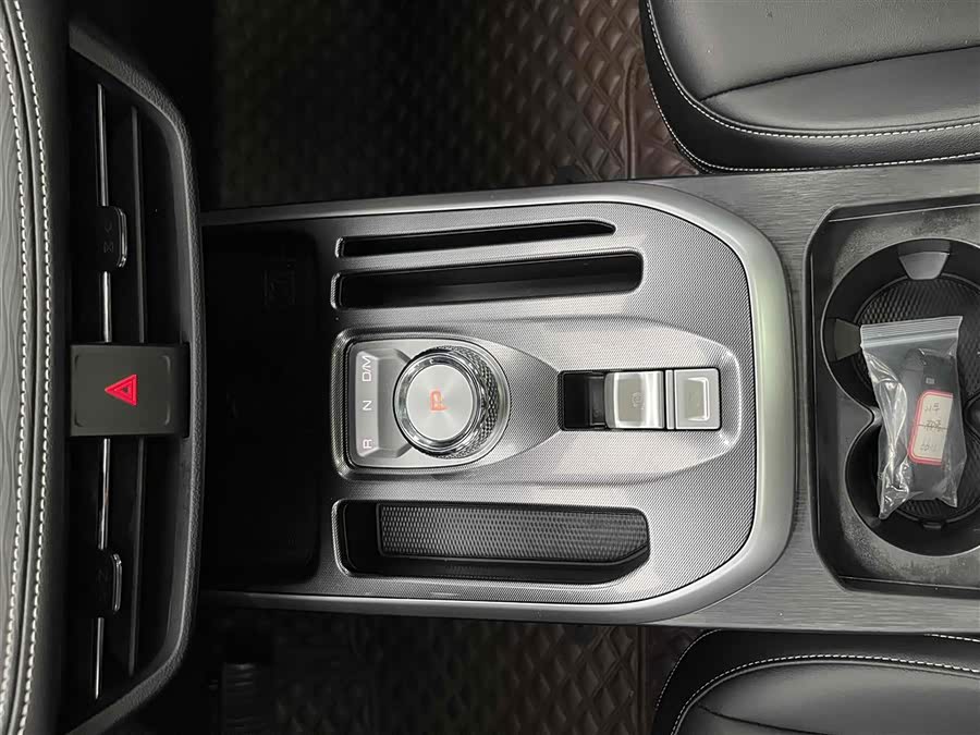 Haval Jolion 2021 #6 Haval Jolion 2021 صورة سيارة #6