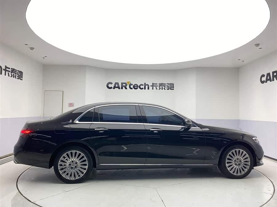 Mercedes-Benz E Class 2022 car image #6