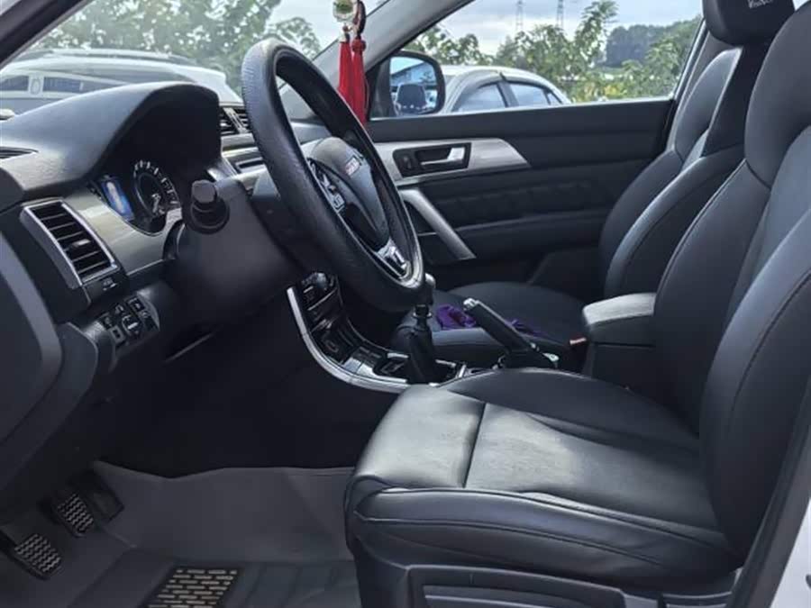 Haval H2 2014 car image #6