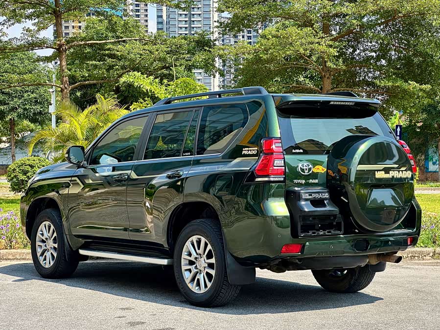 Toyota Land Cruiser Prado 2018 immagine di auto #6