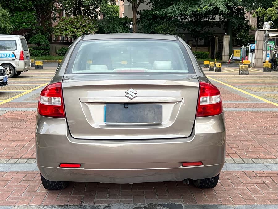 Suzuki SX4 Sedan 2014 imagem de carro #6