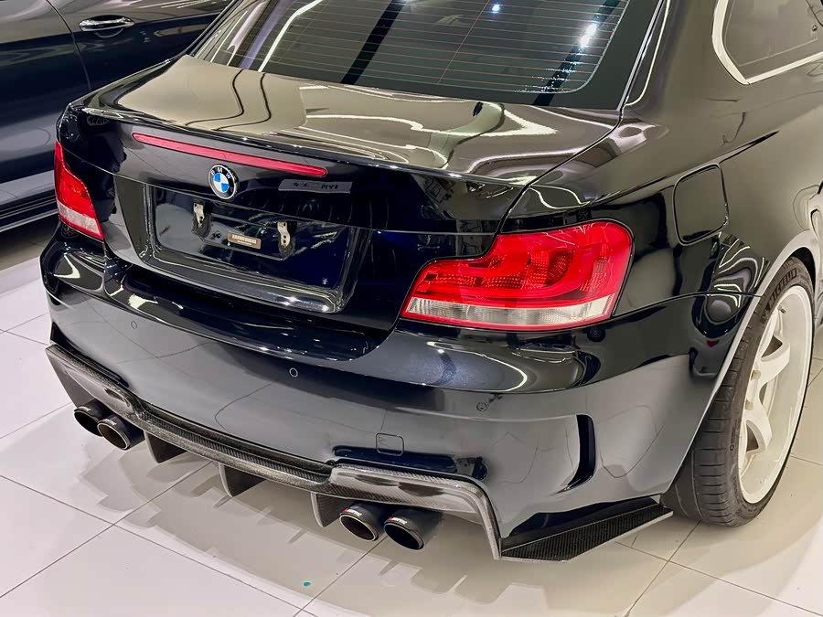 BMW 1 Series M 2012 car image #6