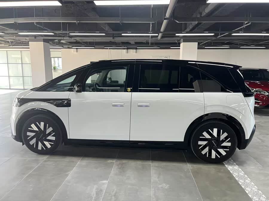 Zeekr MIX 2024 صورة سيارة #6