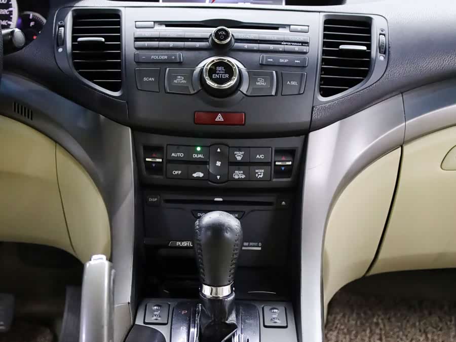Honda Spirior 2012 car image #6