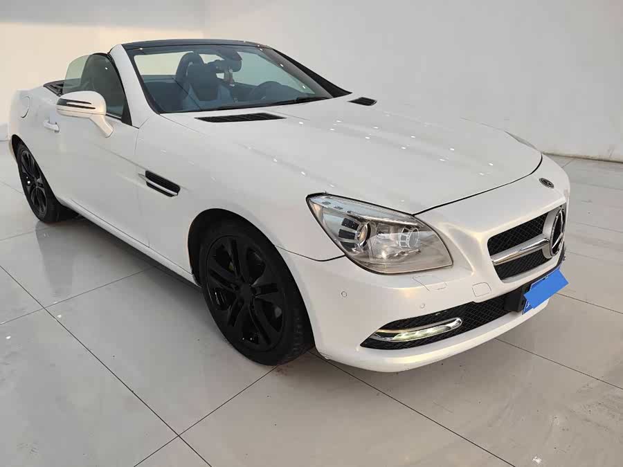 Mercedes-Benz SLK Class 2012 car image #6