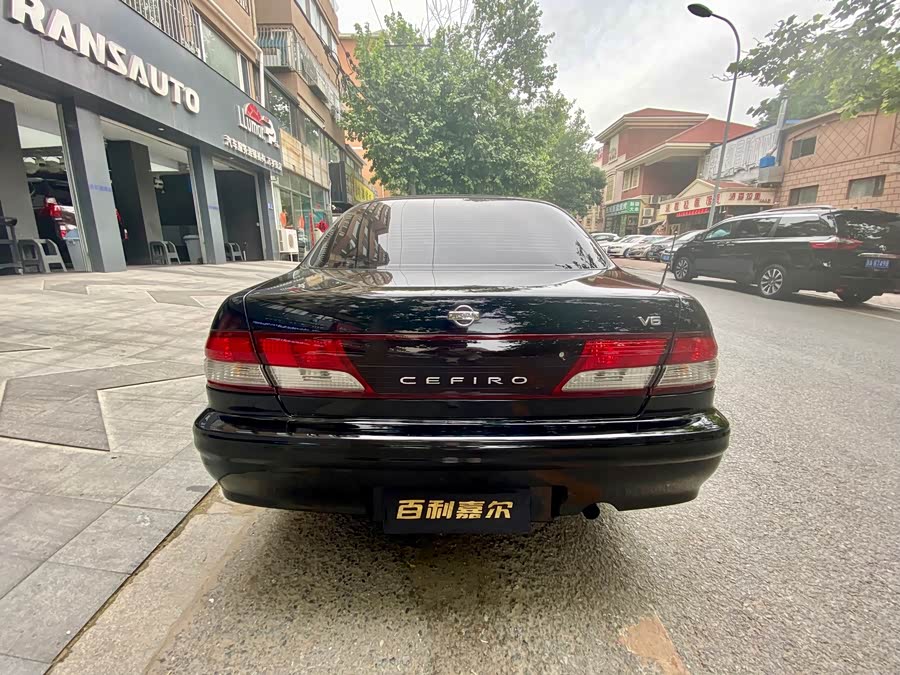 日产 风度 2000 汽车图片 #6