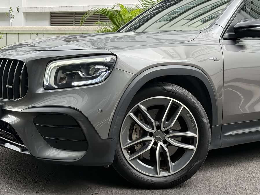 Mercedes-Benz GLB AMG 2021 #6 Mercedes-Benz GLB AMG 2021 car image #6