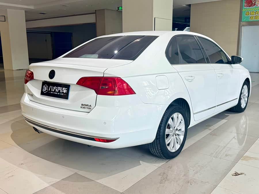 Volkswagen Bora 2017 car image #6