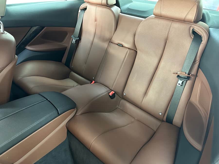 BMW 6 Series 2012 car image #6