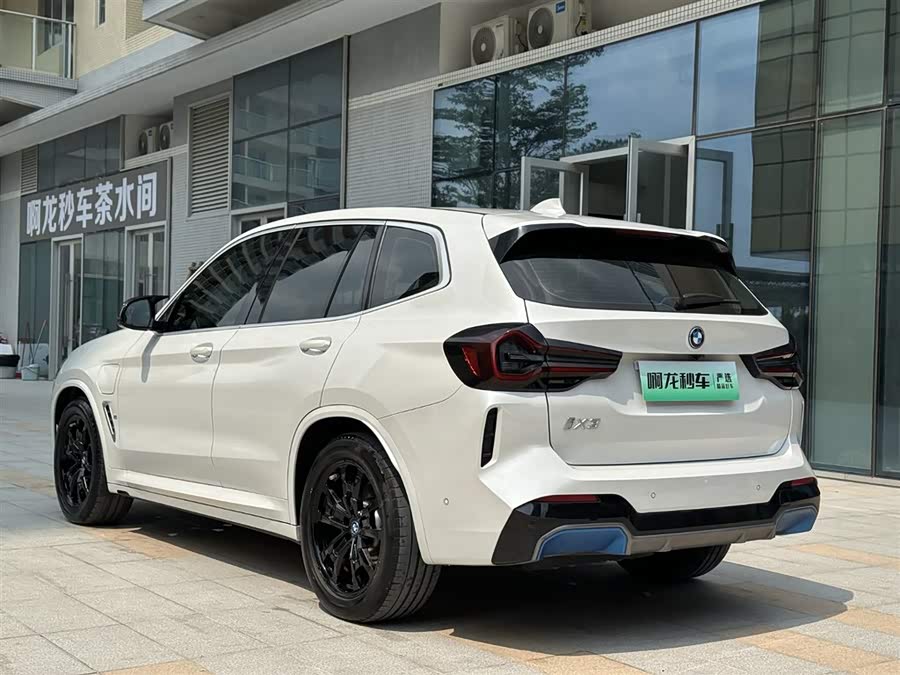 BMW iX3 2022 #6 BMW iX3 2022 immagine di auto #6