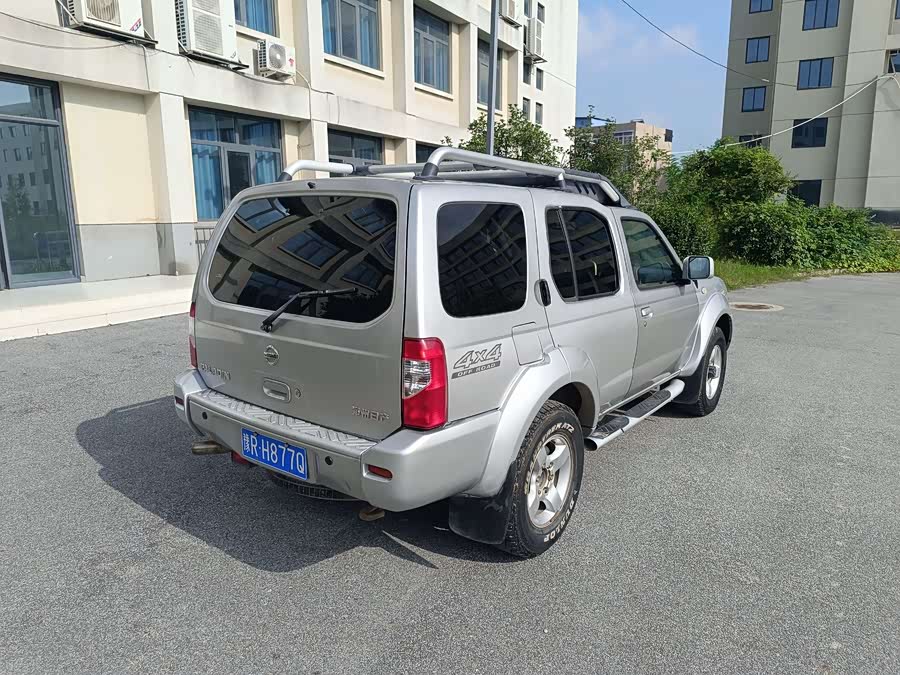 日产 日产帕拉丁 2010 汽车图片 #6