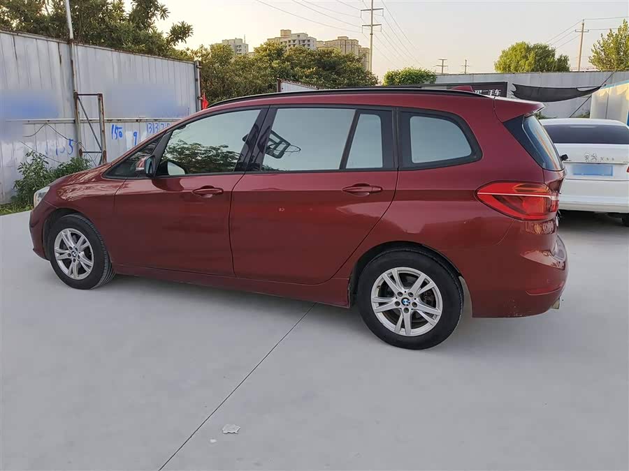 BMW 2 Series Gran Tourer 2017 #6 BMW 2 Series Gran Tourer 2017 صورة سيارة #6