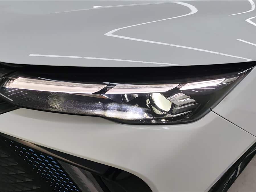 GEELY Emgrand L 2022 car image #6